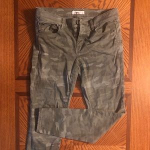 LOFT camo ankle pants